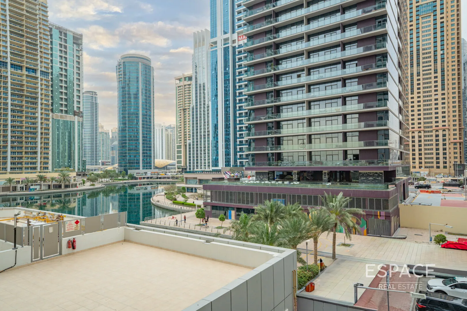 single static gallery