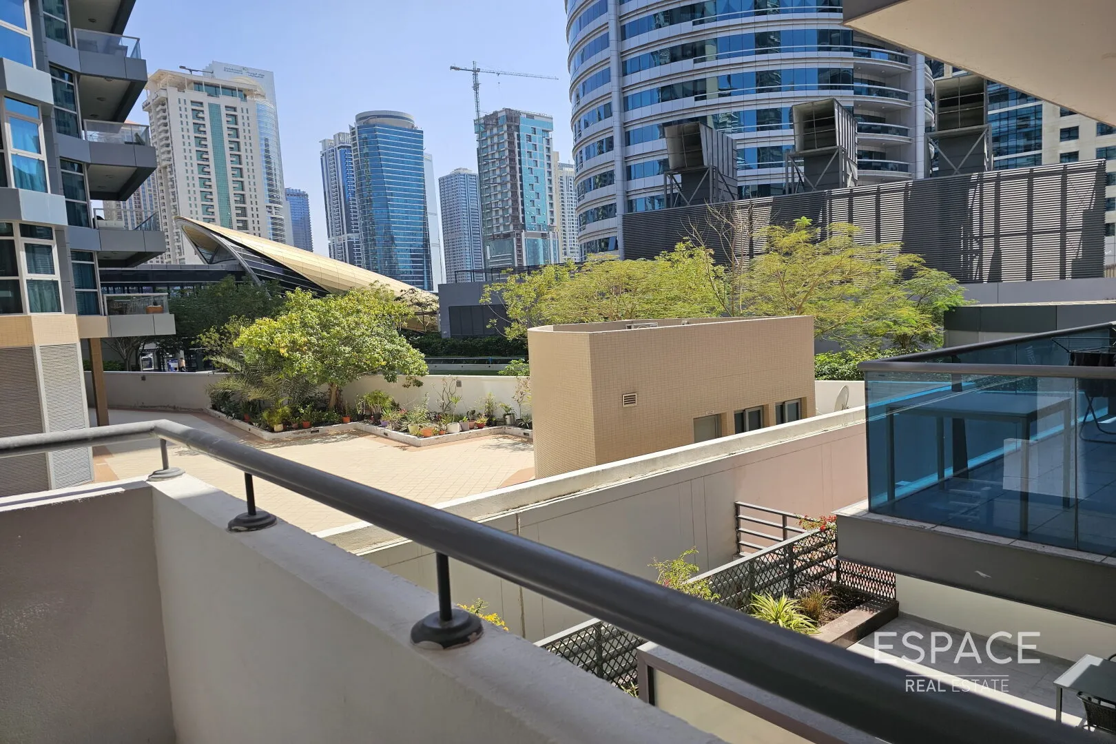 single static gallery