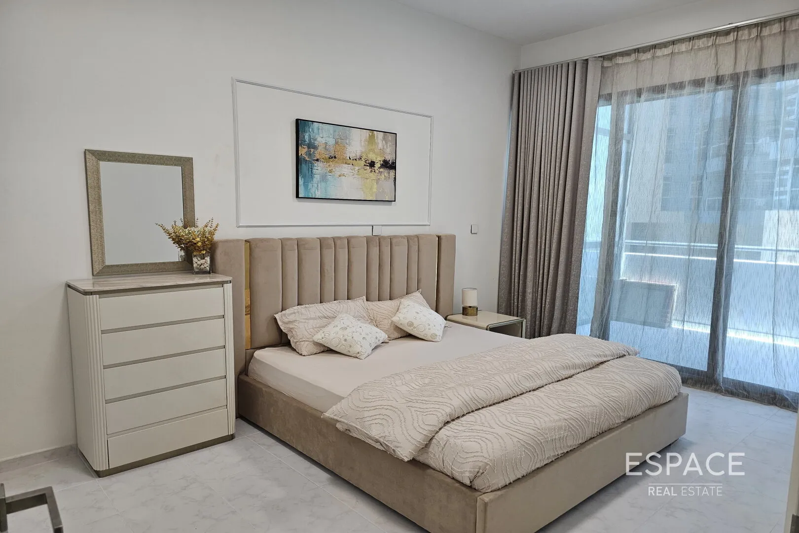 single static gallery