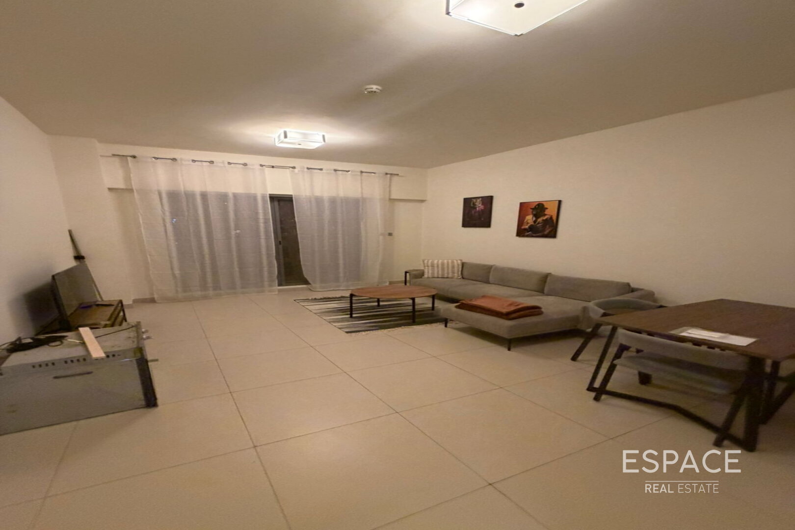 single static gallery