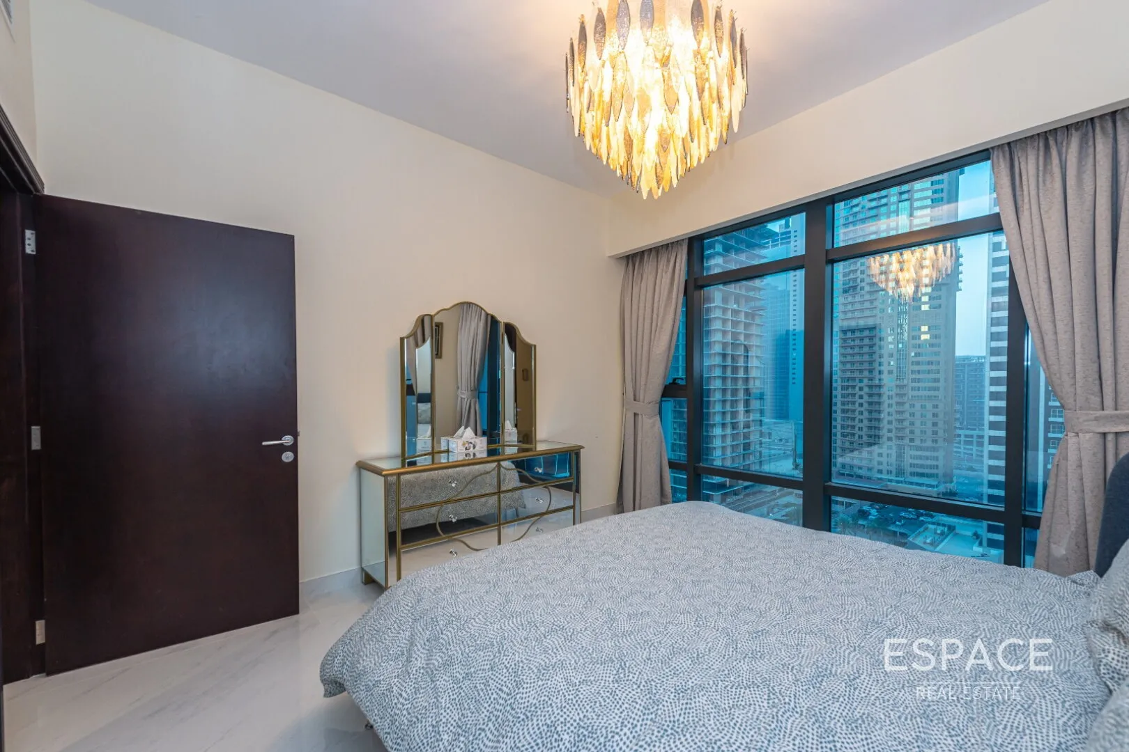 PropertiesGalleryCamera