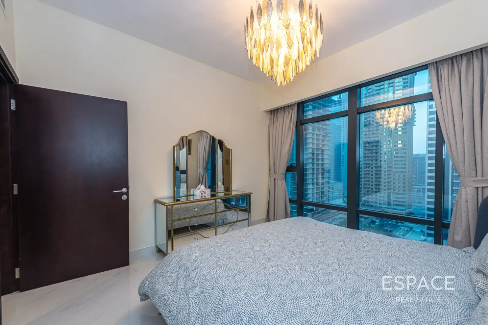PropertiesGalleryCamera