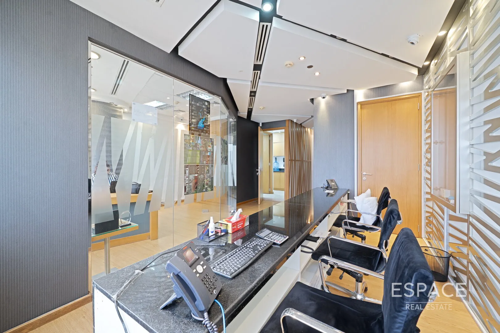 PropertiesGalleryCamera