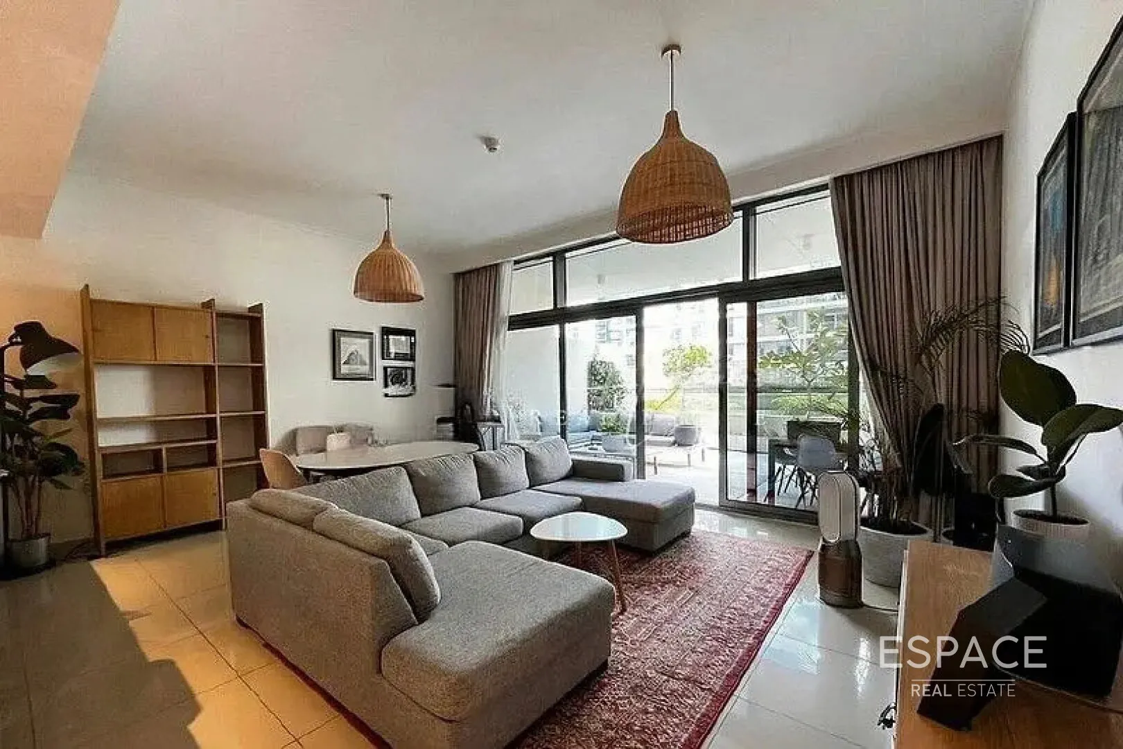 single static gallery