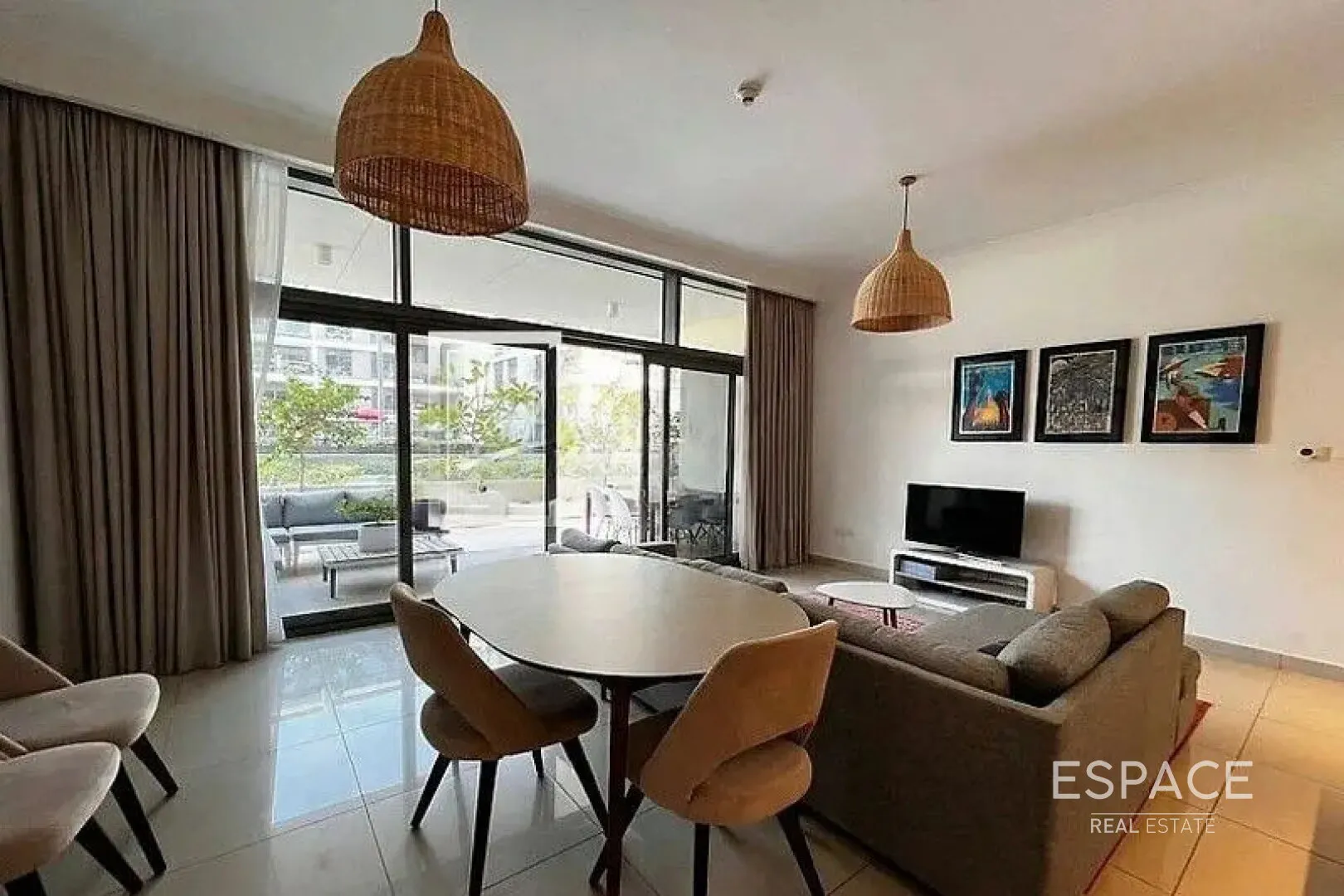 single static gallery