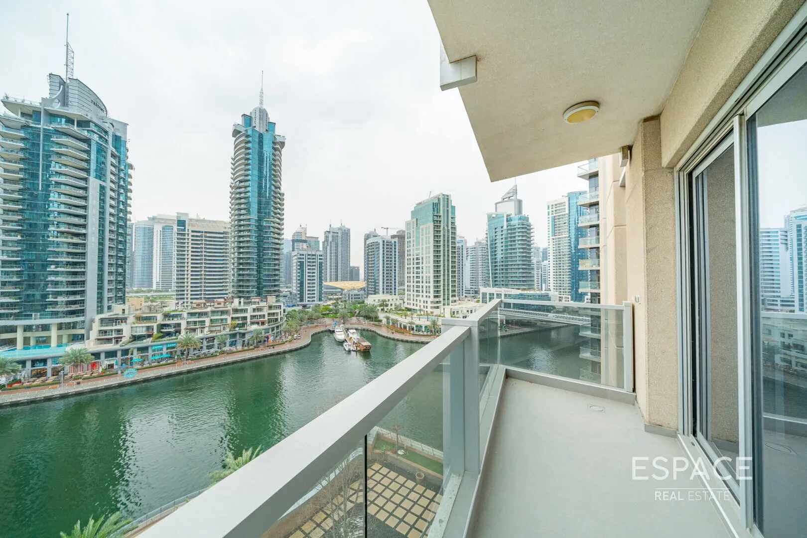 single static gallery