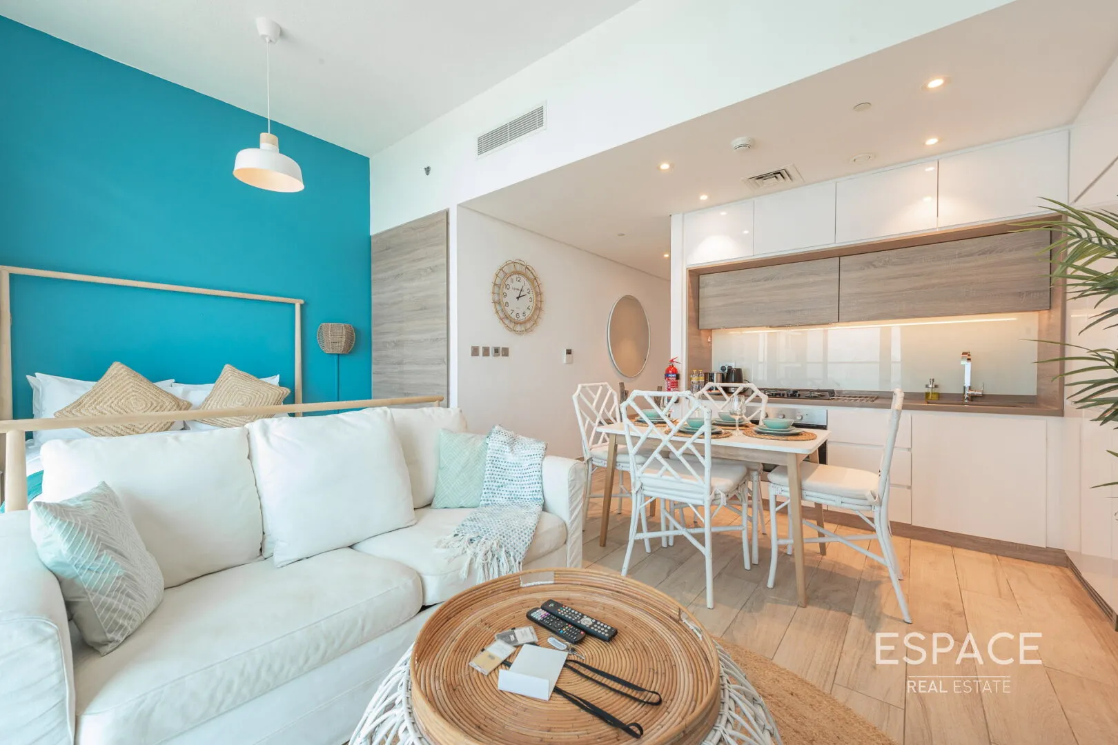 single static gallery