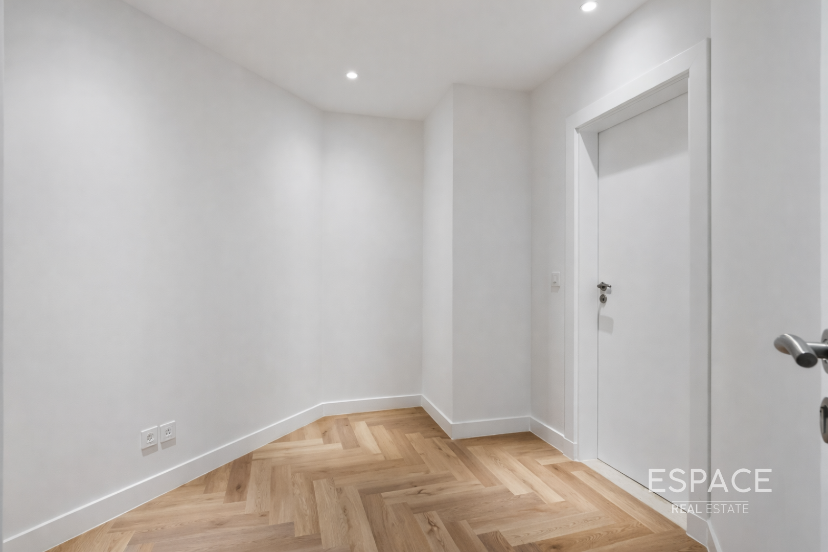 single static gallery