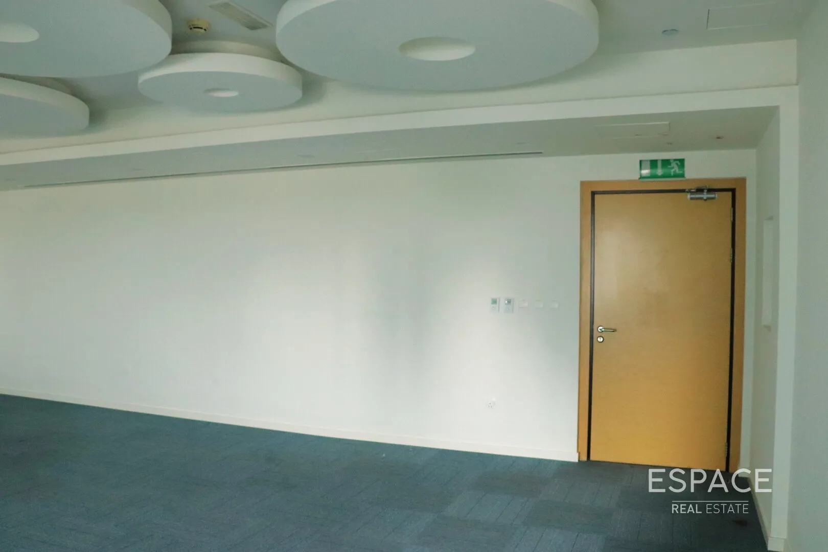 single static gallery