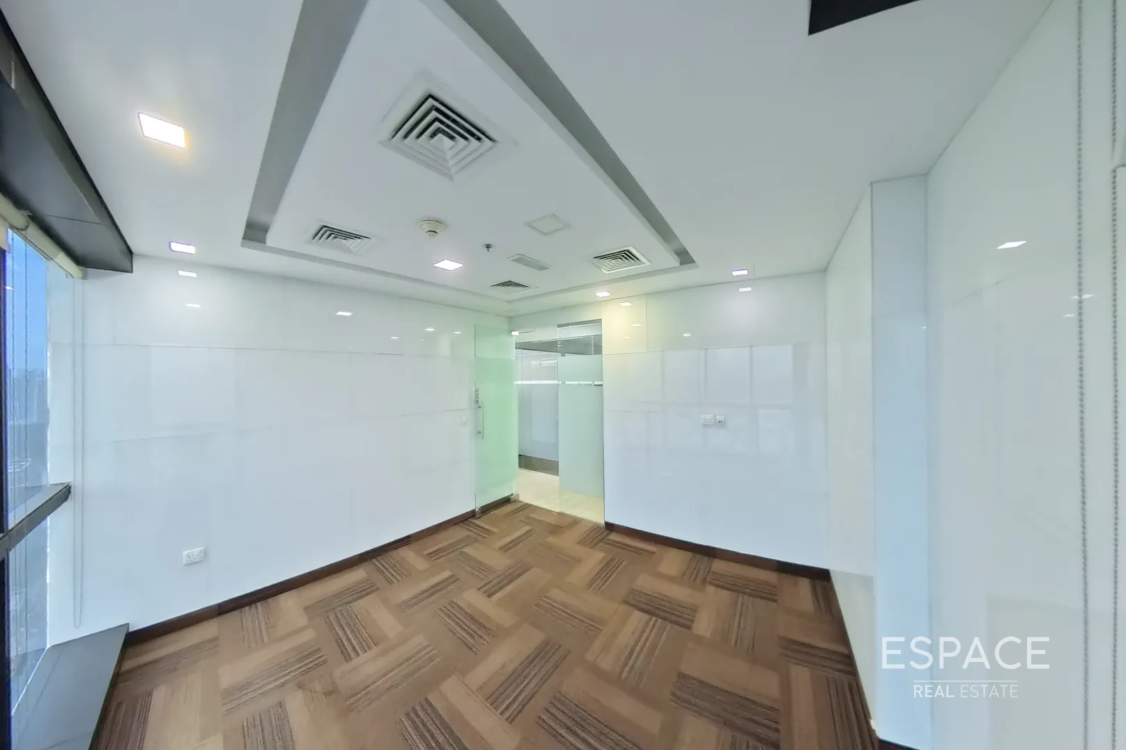 PropertiesGalleryCamera