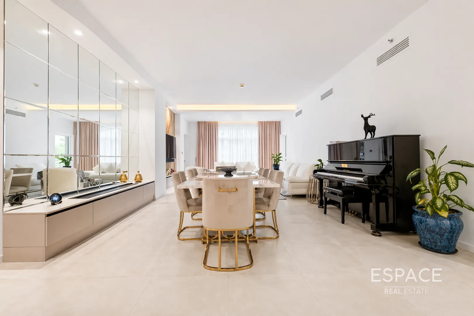 single static gallery