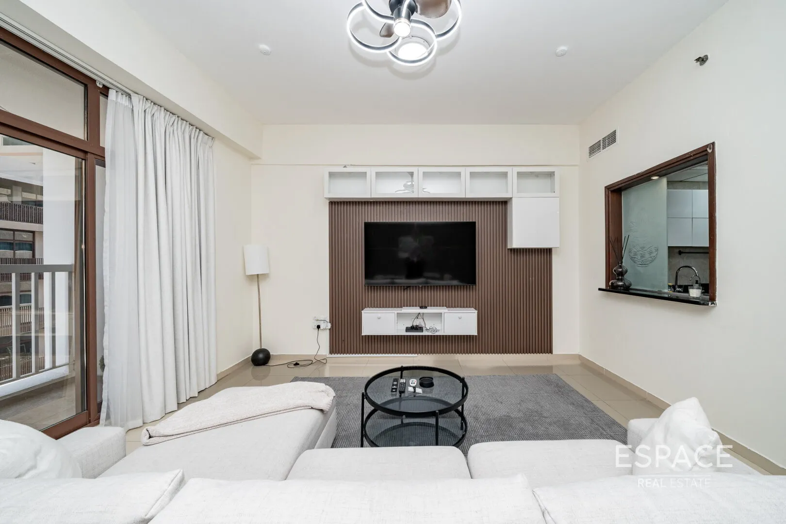 single static gallery