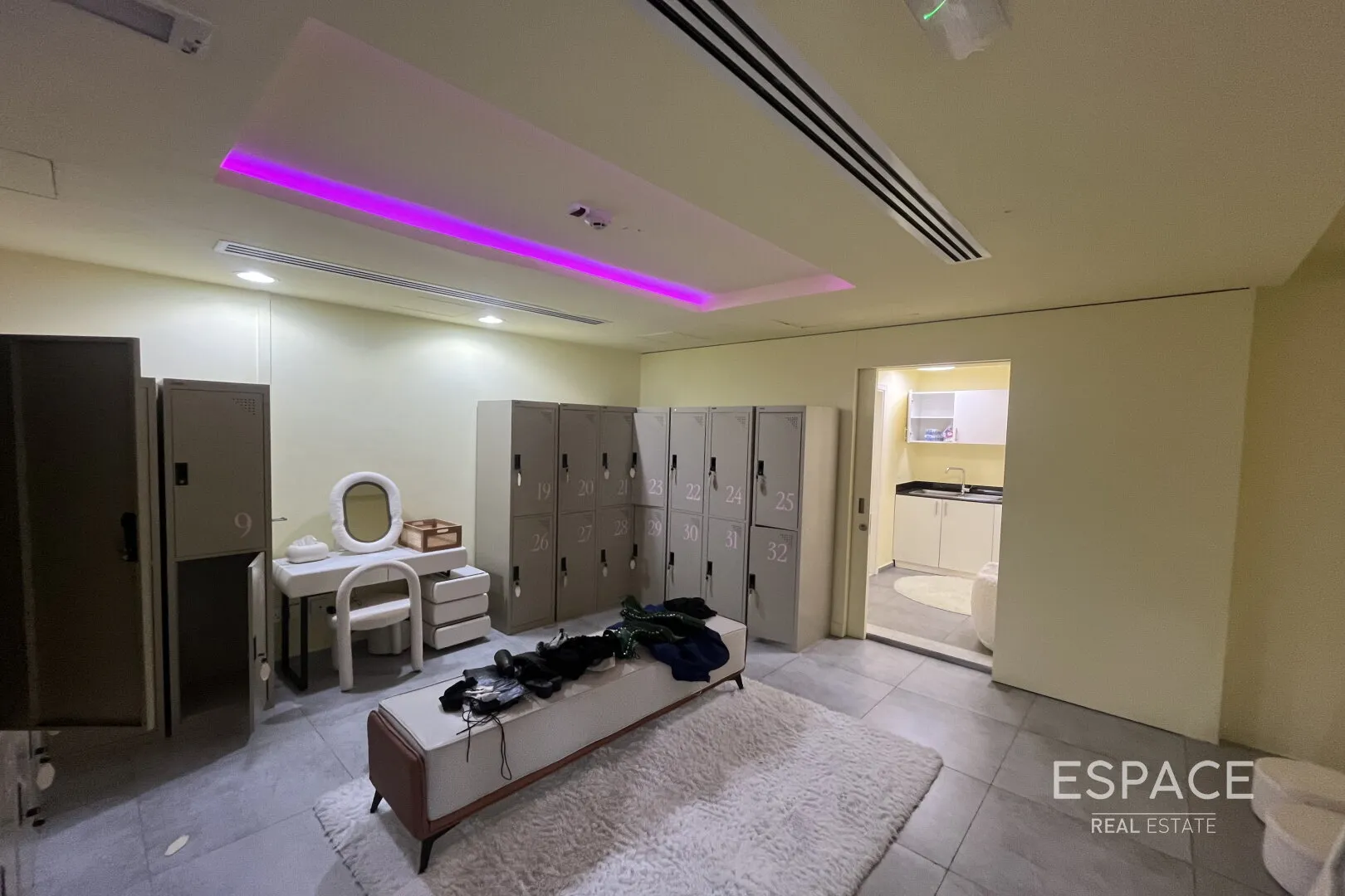 PropertiesGalleryCamera