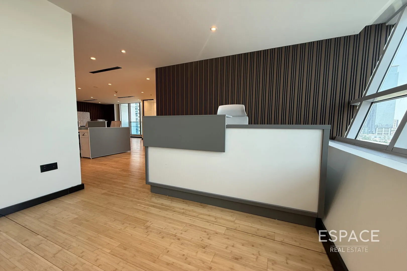 single static gallery