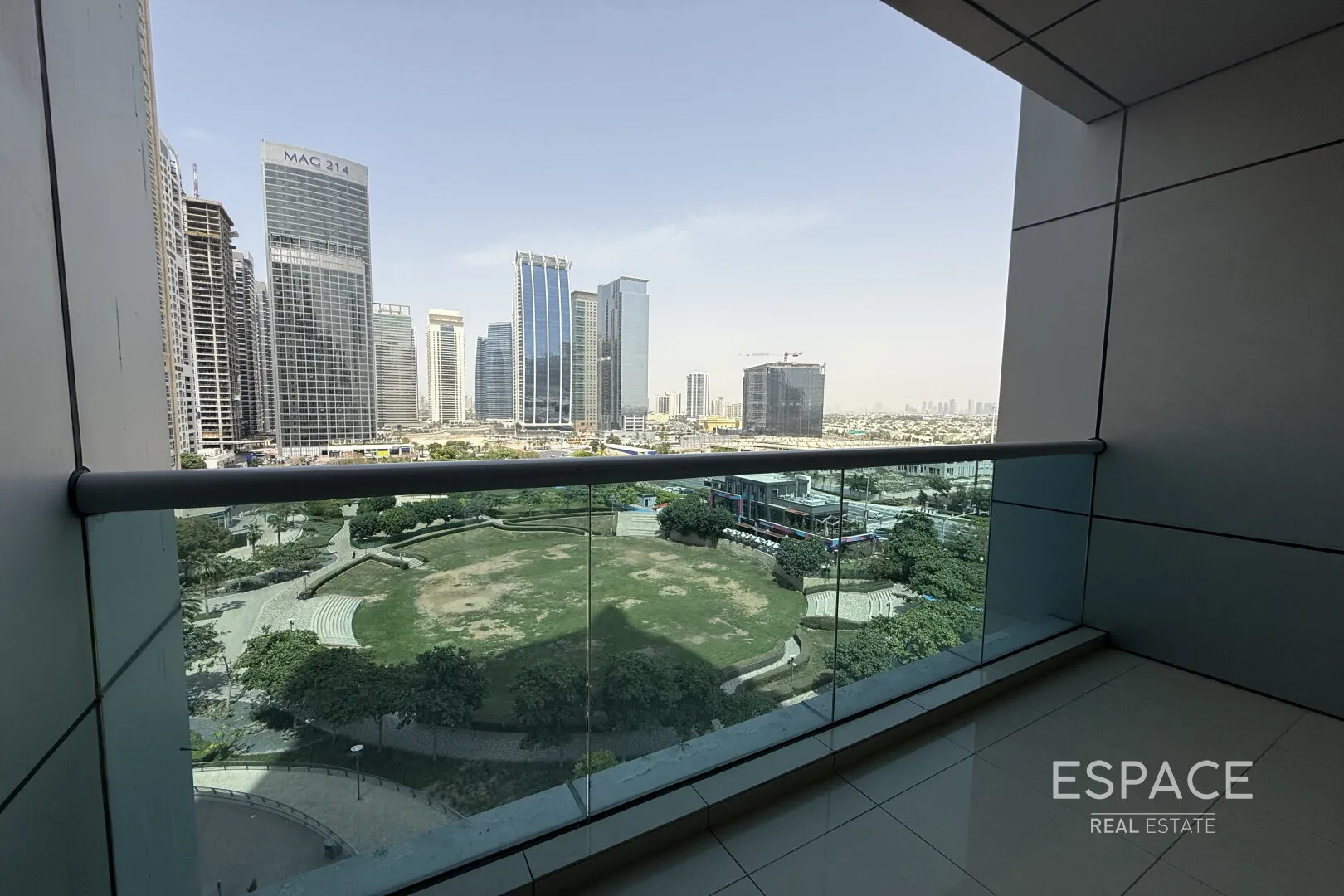 PropertiesGalleryCamera