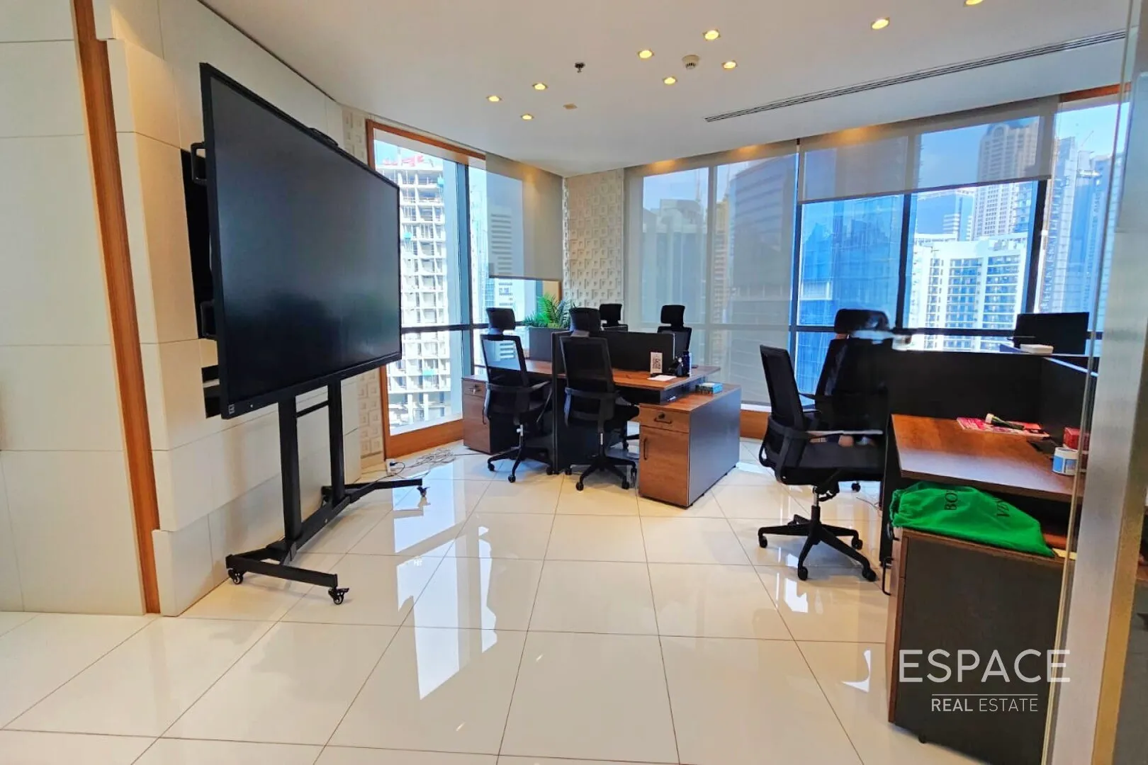 PropertiesGalleryCamera