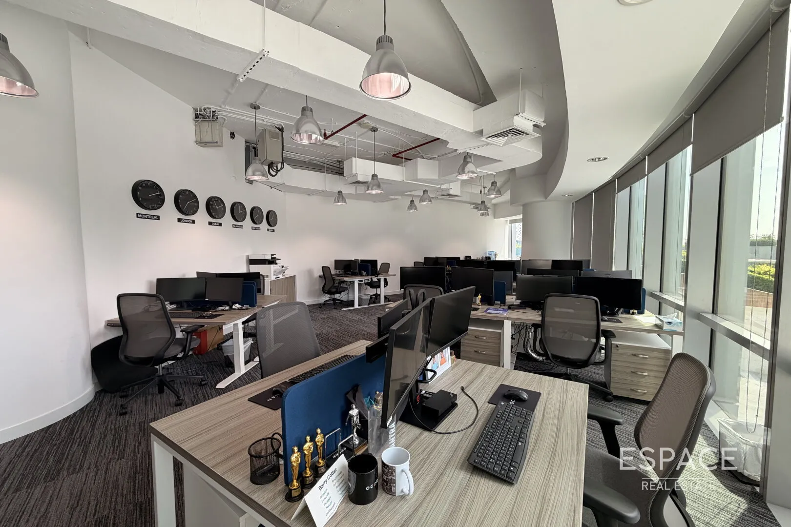 single static gallery