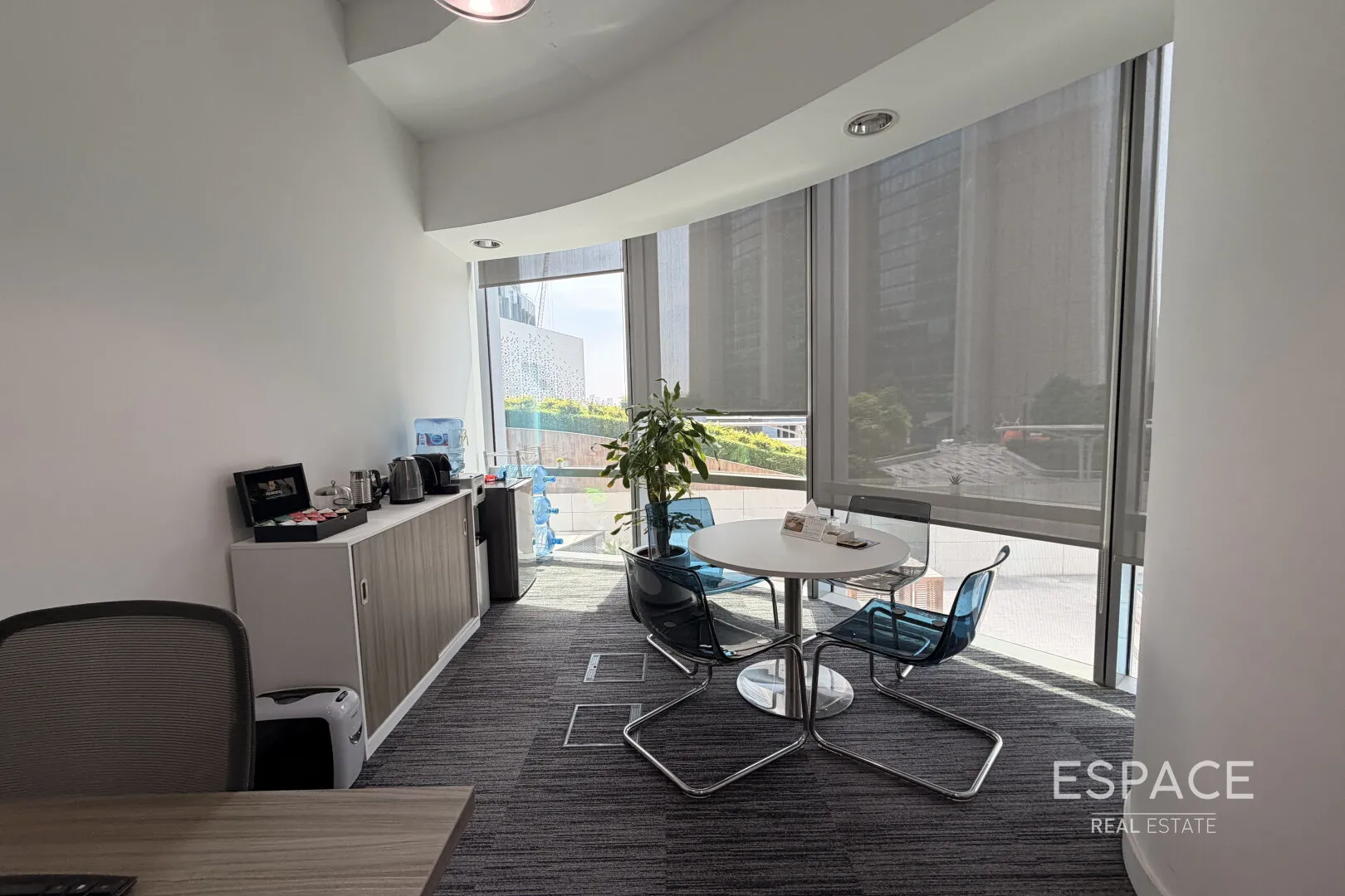 single static gallery