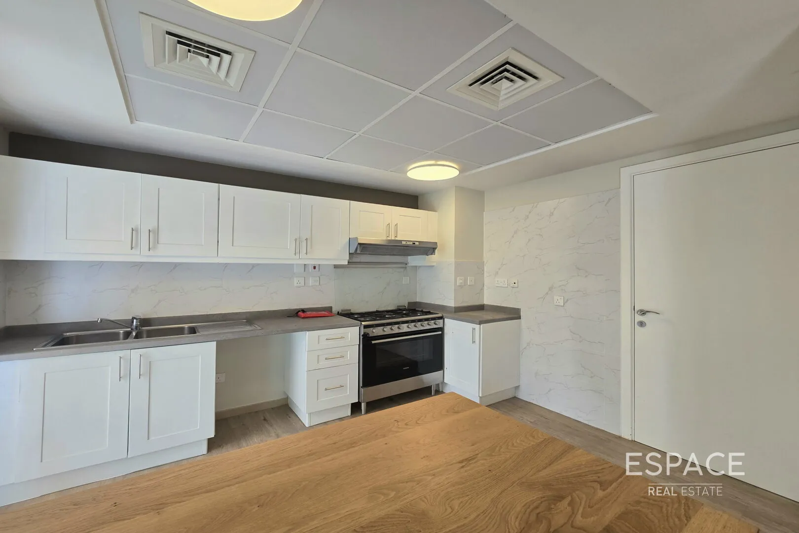 single static gallery