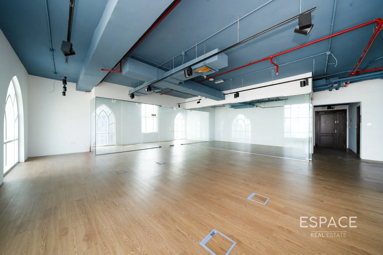 single static gallery