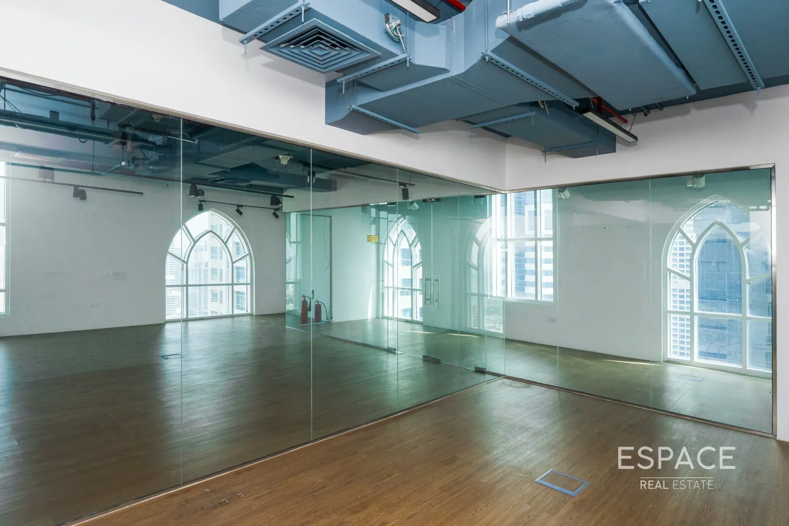 PropertiesGalleryCamera