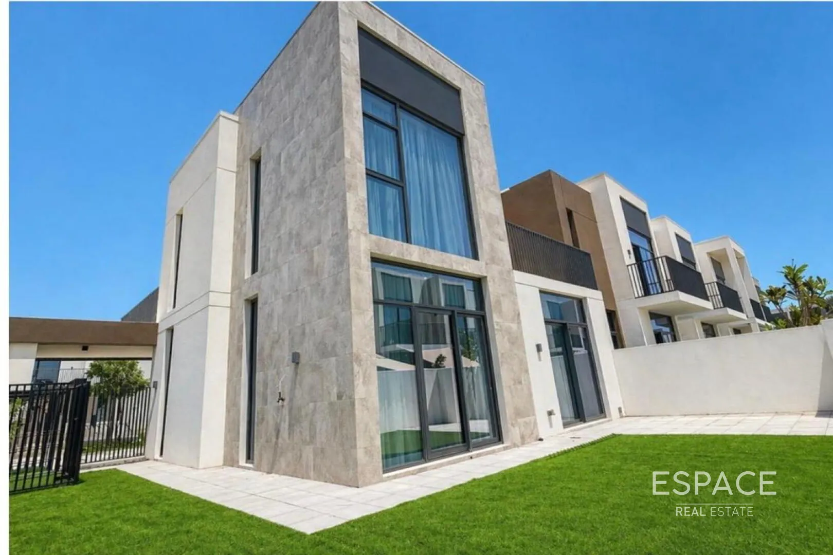 single static gallery