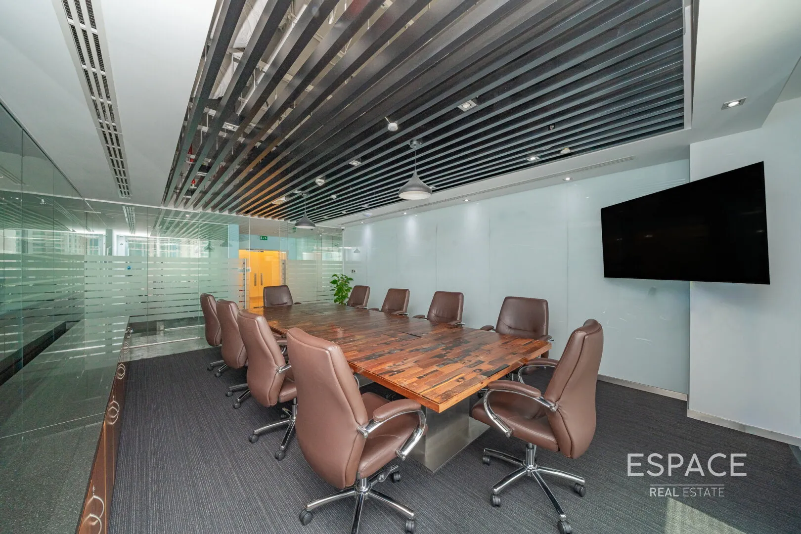 single static gallery