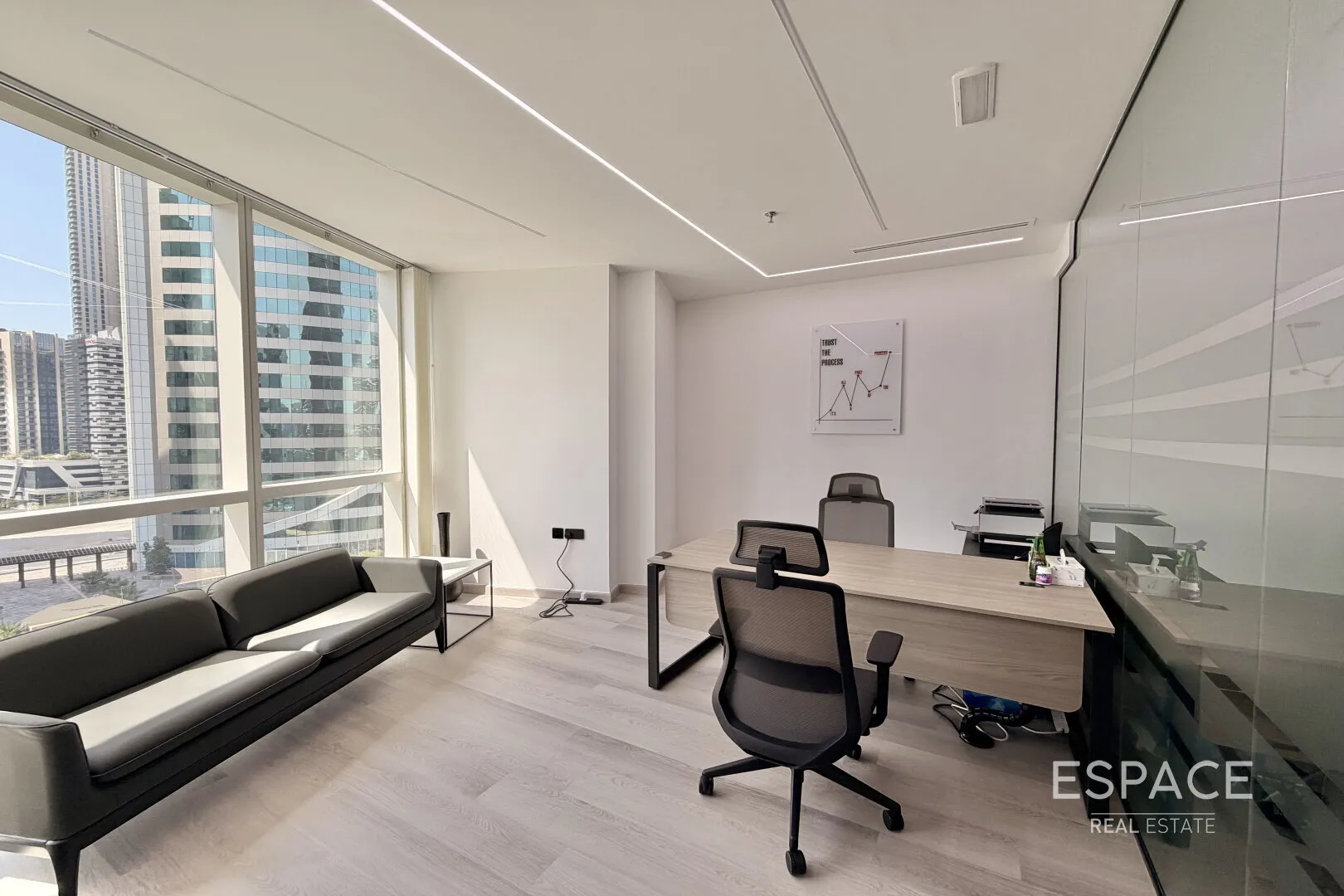 single static gallery