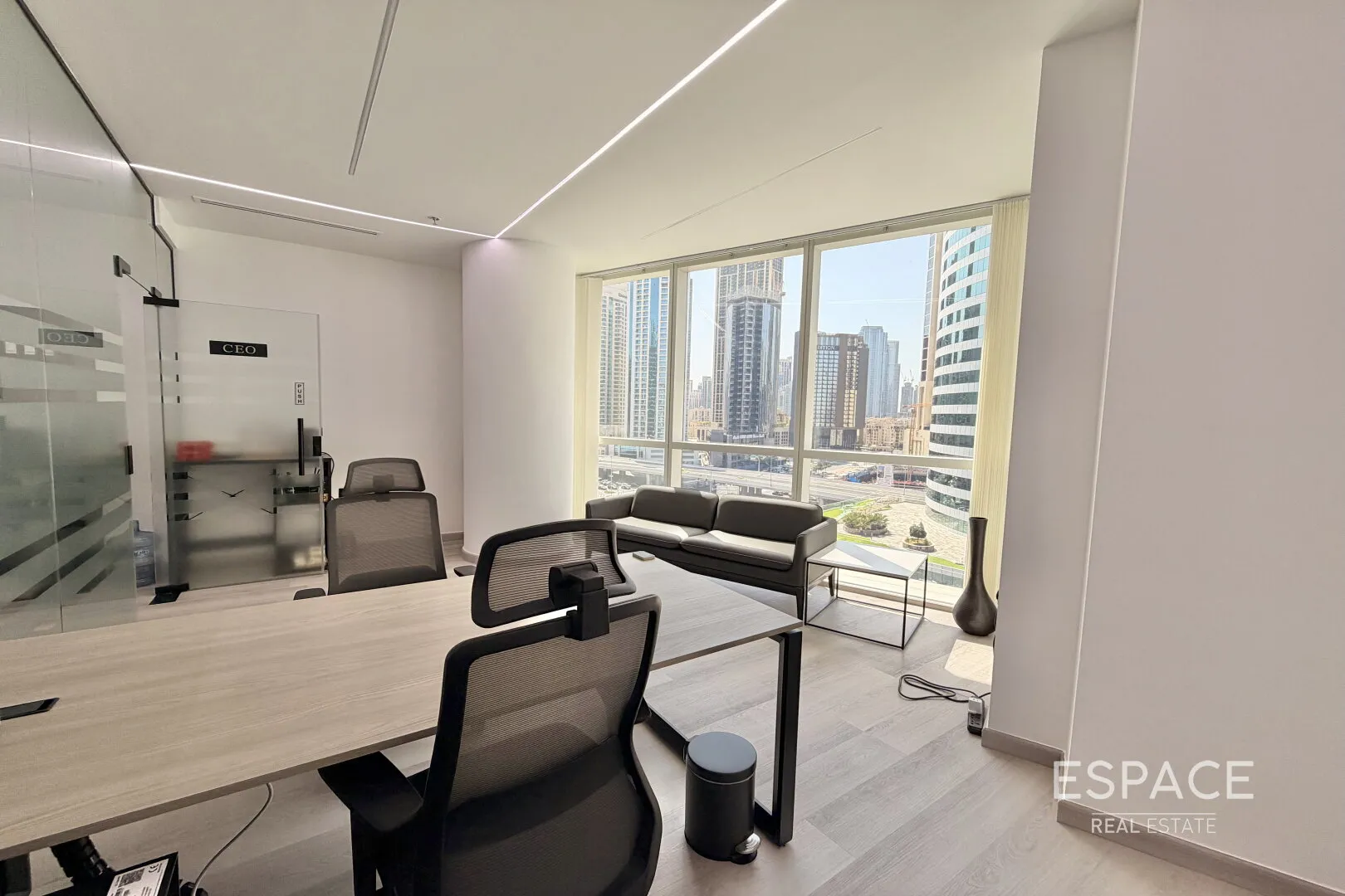 single static gallery