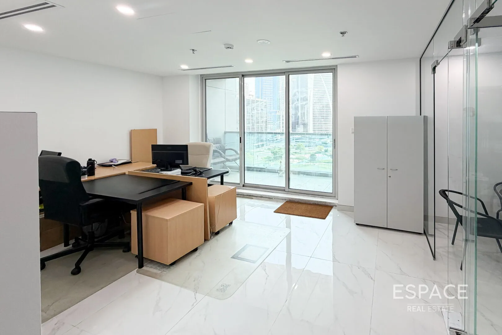 single static gallery