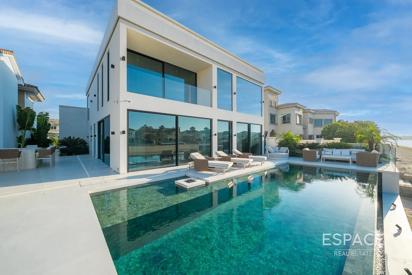 PropertiesGalleryCamera