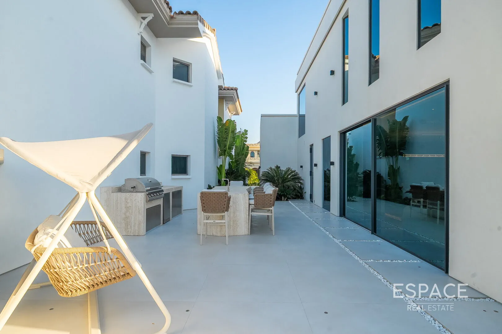 PropertiesGalleryCamera