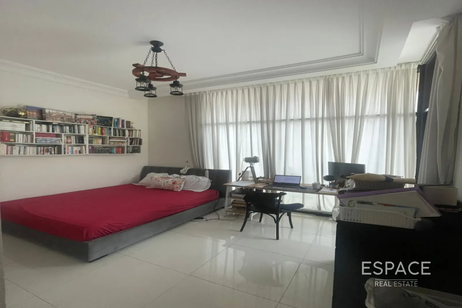 PropertiesGalleryCamera
