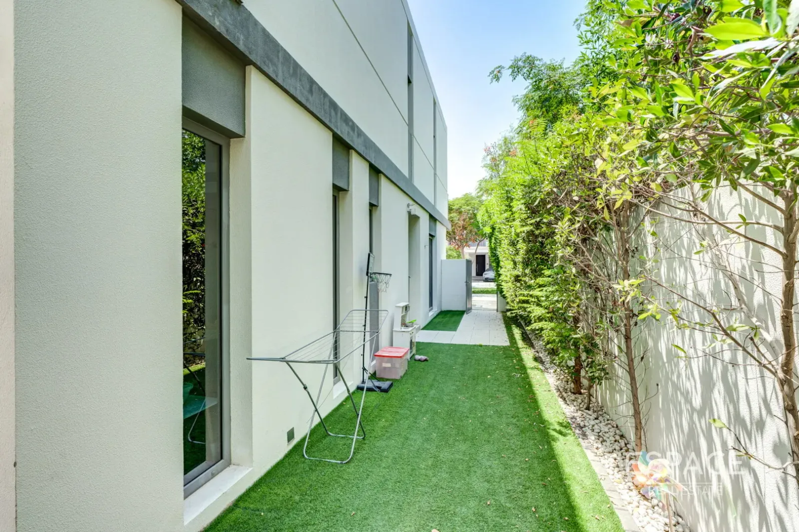 PropertiesGalleryCamera