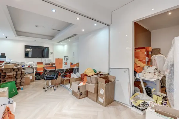 single static gallery