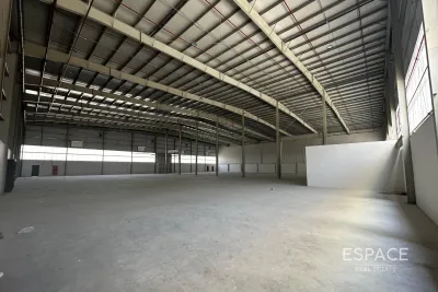 Saih Shuaib 4, Dubai Industrial City, Dubai - Espace