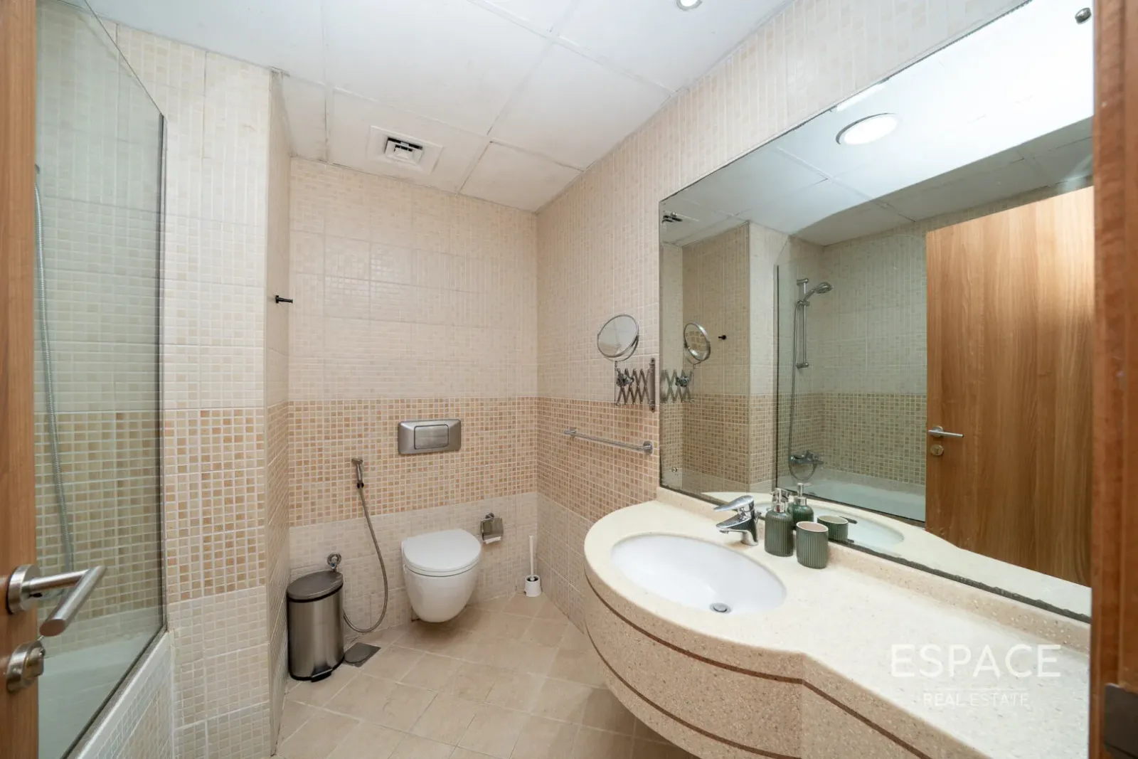 PropertiesGalleryCamera
