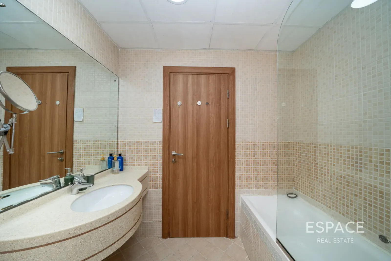 PropertiesGalleryCamera