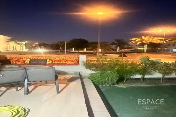 Quortaj 2, Al Furjan, Dubai - Espace