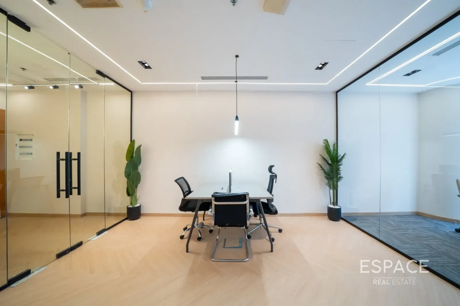 PropertiesGalleryCamera