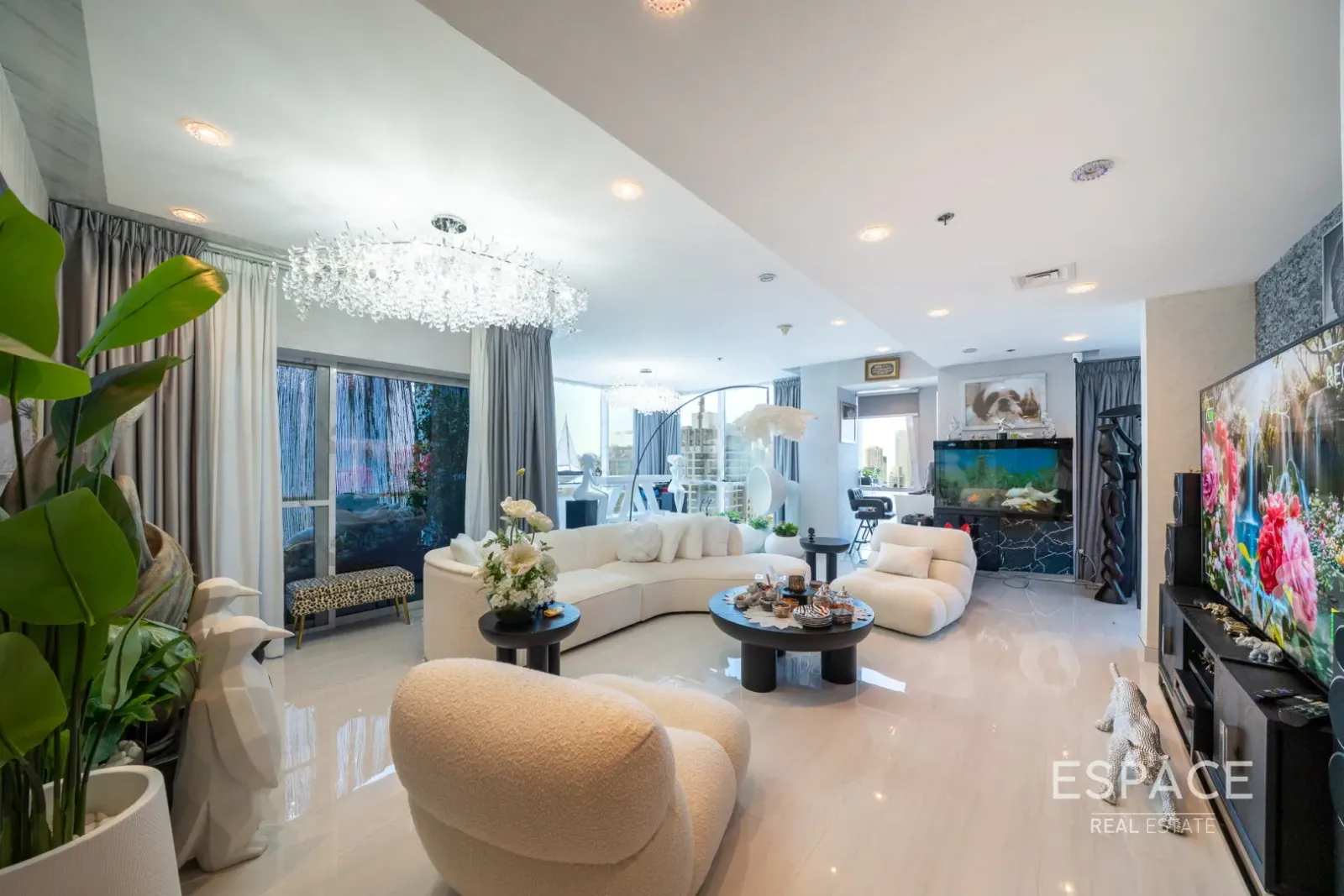 PropertiesGalleryCamera