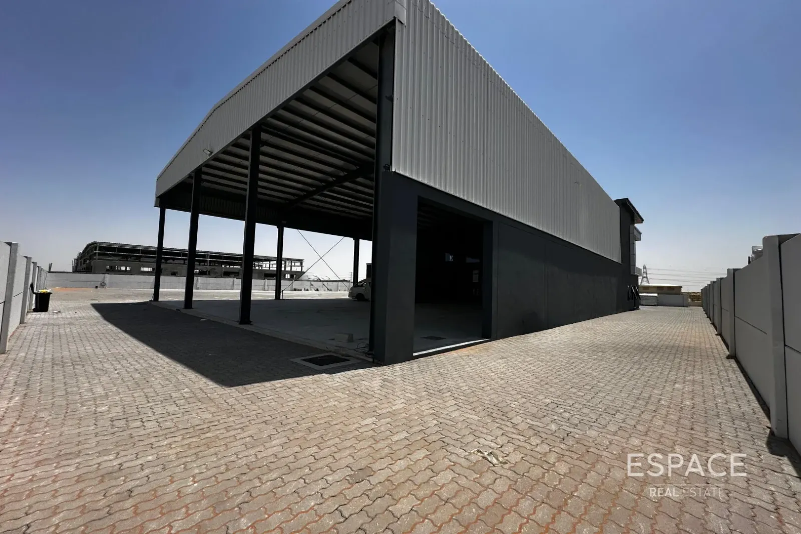 PropertiesGalleryCamera