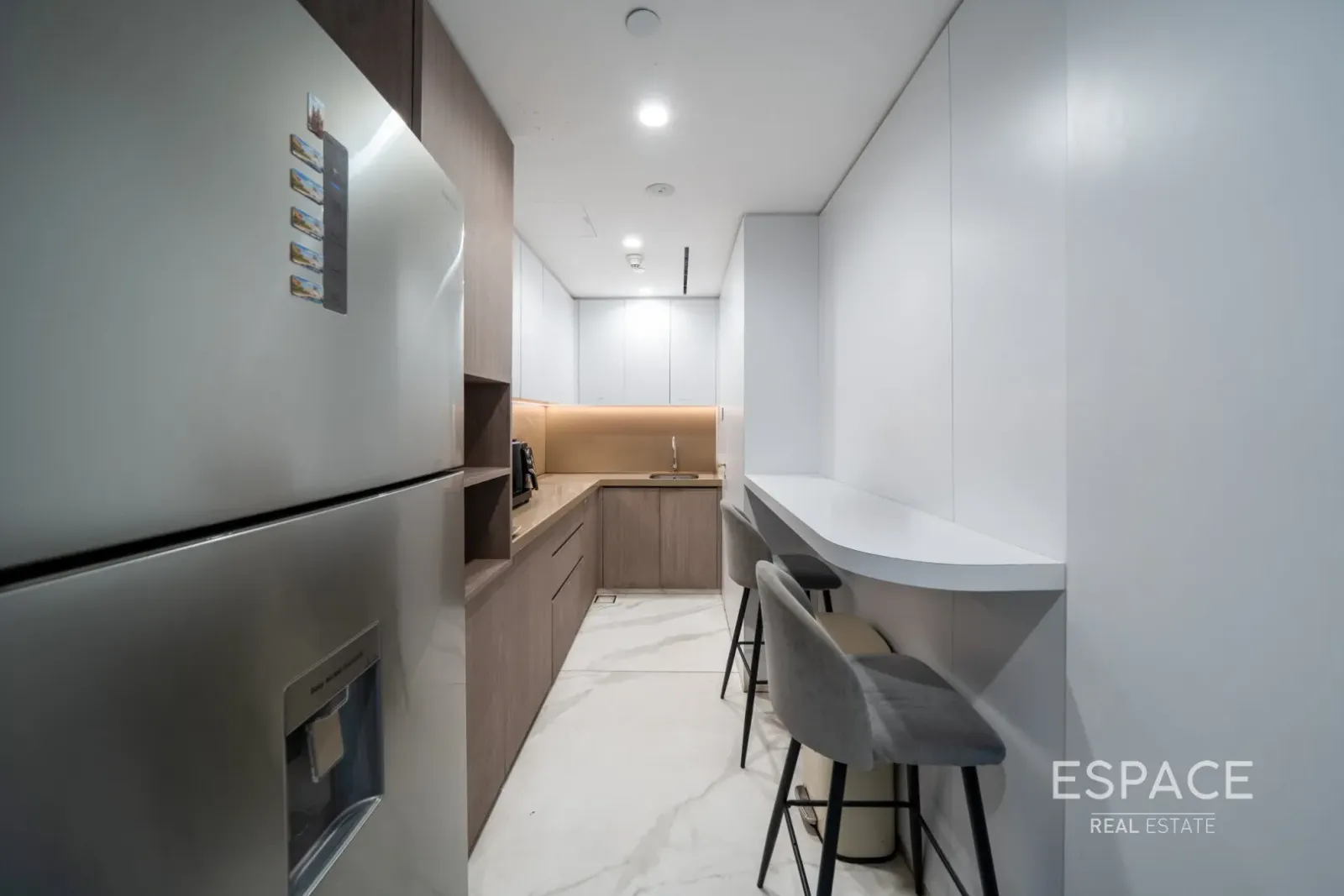 PropertiesGalleryCamera