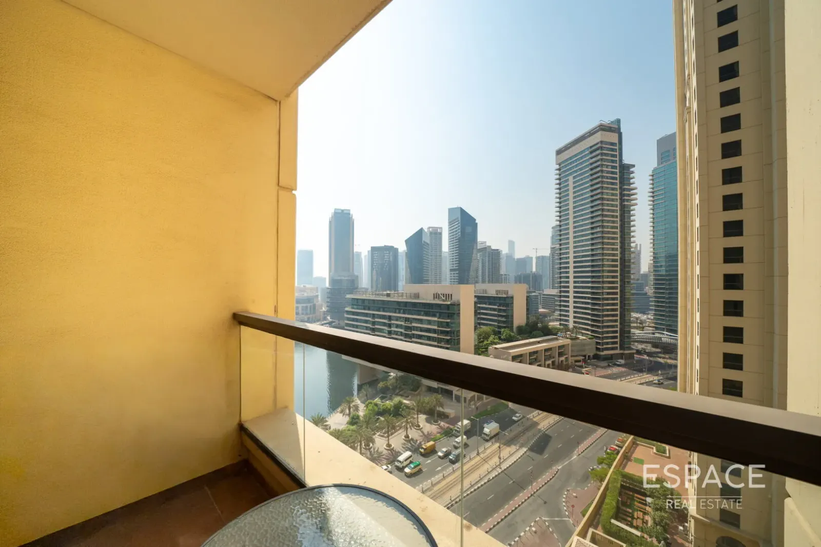 PropertiesGalleryCamera