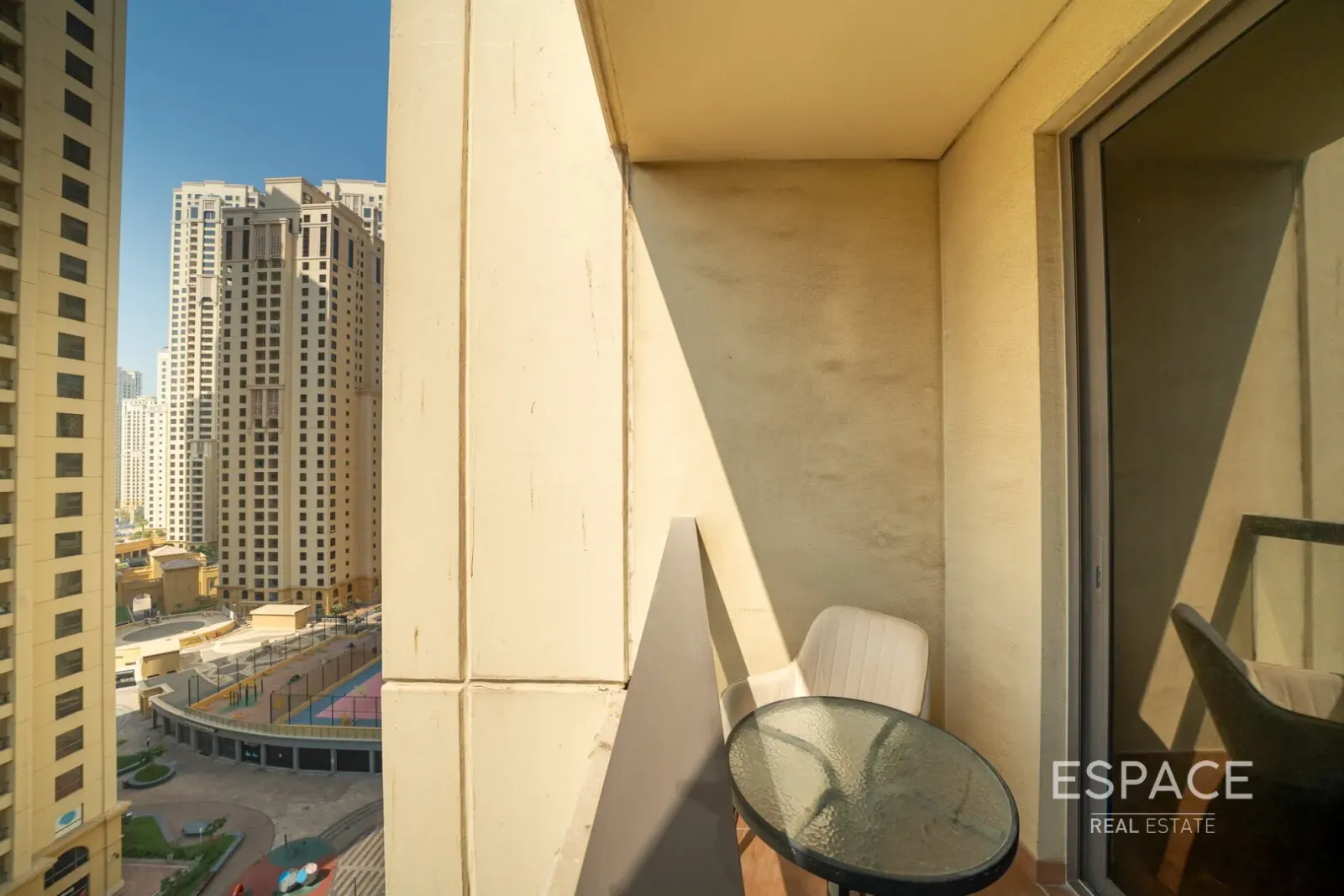 PropertiesGalleryCamera