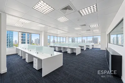 Al Moosa Tower 2, Sheikh Zayed Road, Dubai - Espace