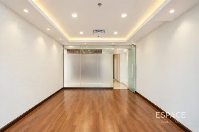 Fairmont Hotel, Sheikh Zayed Road, Dubai - Espace