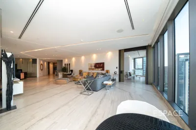 Volante, Business Bay, Dubai - Espace