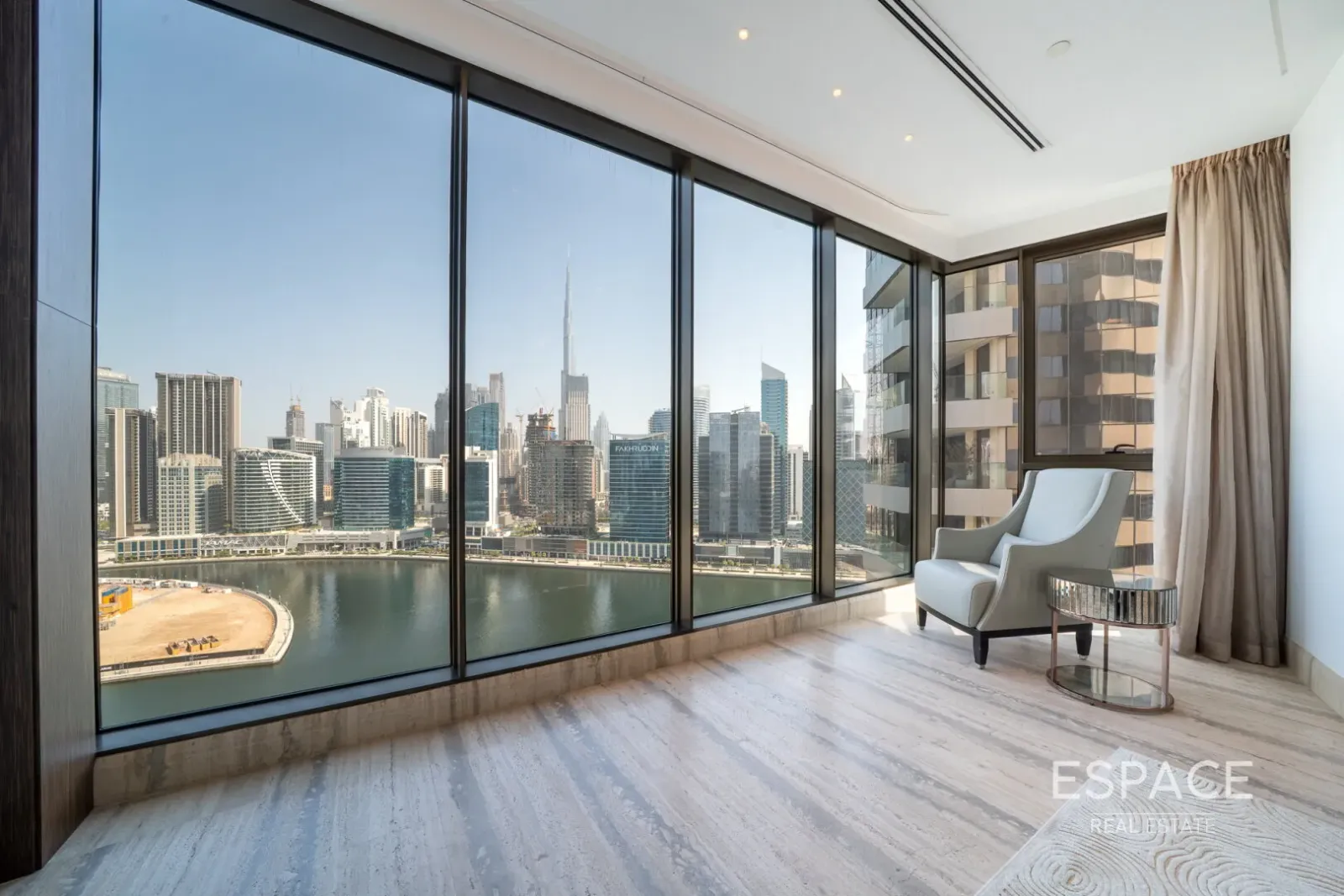 PropertiesGalleryCamera