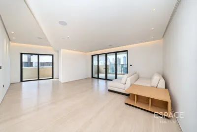 Volante, Business Bay, Dubai - Espace